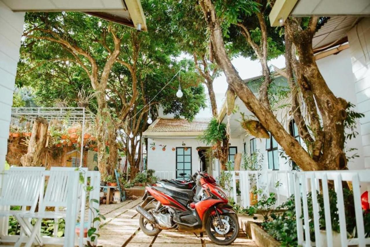 Homestay Vuon Nhan プレイク エクステリア 写真